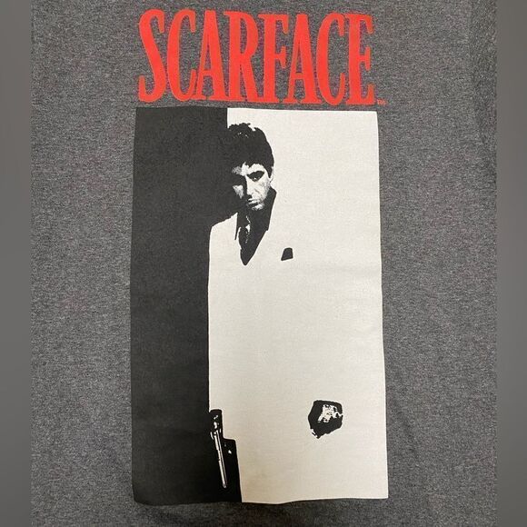 Scarface Graphic Print Men’s Gray Shirt NWOT - Picture 3 of 7
